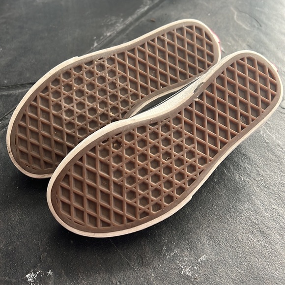 Vans - Picture 3 of 3